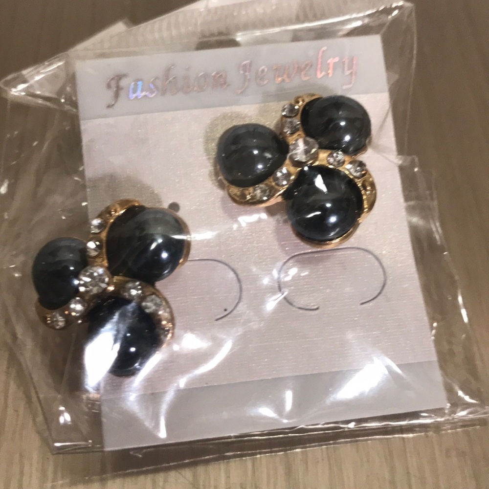 FASHION JEWELRY